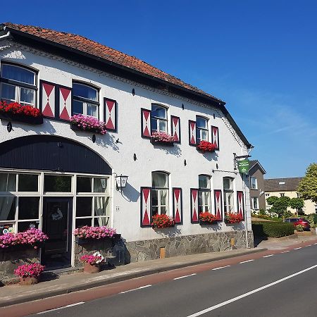 B&B Hotel Gasthoeve Het Valkennest Oud-Valkenburg Exterior foto