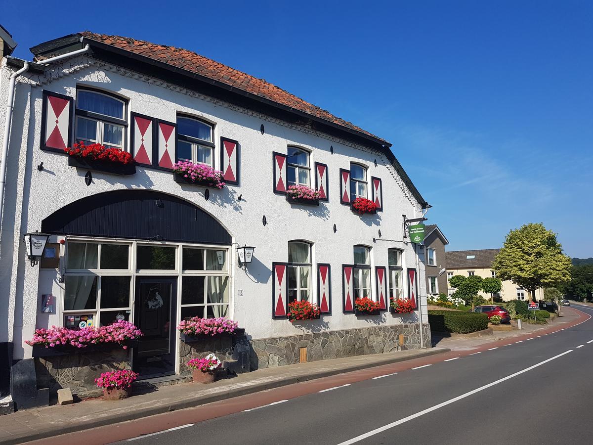 B&B Hotel Gasthoeve Het Valkennest Oud-Valkenburg Exterior foto